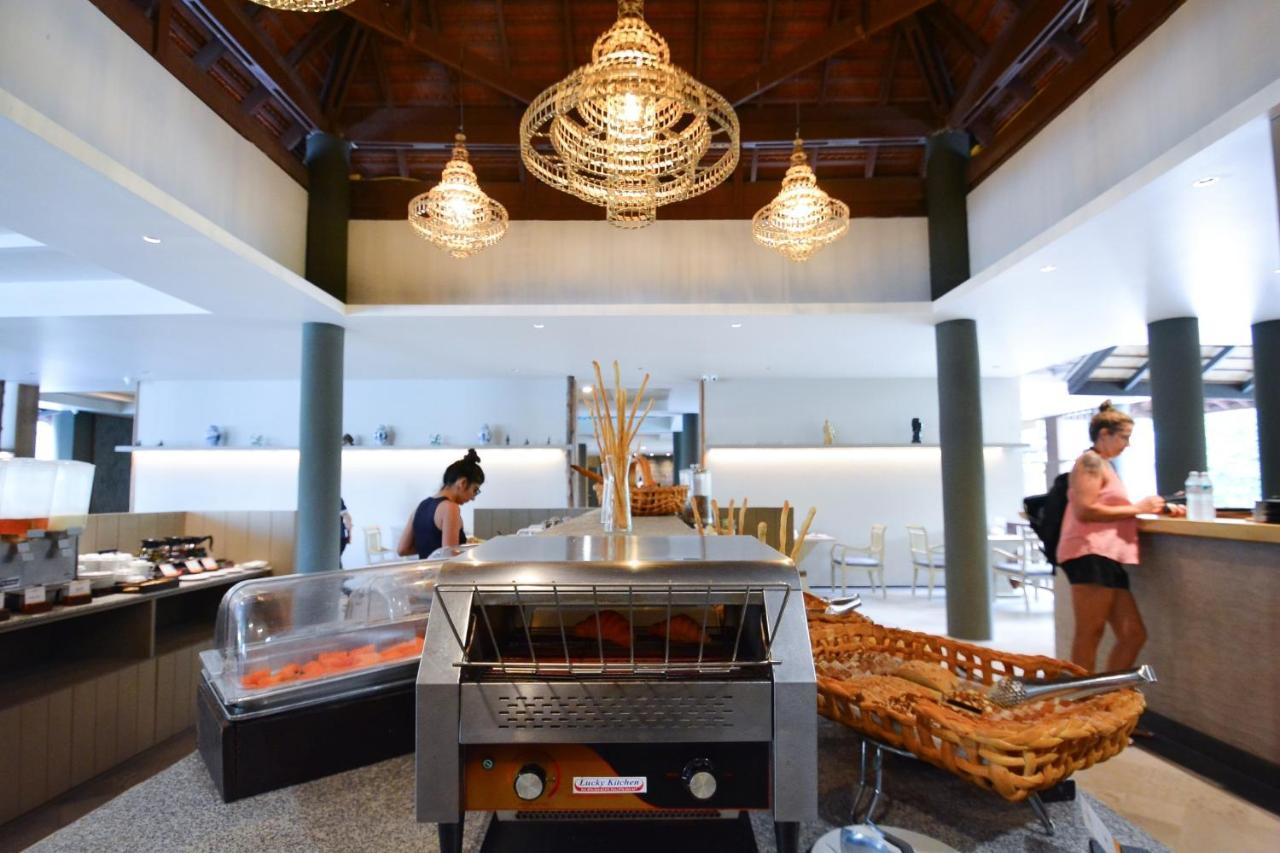 アンダマン カナーシア リゾート&スパ【SHA Plus+認定】 カタビーチ エクステリア 写真 The interior of the restaurant